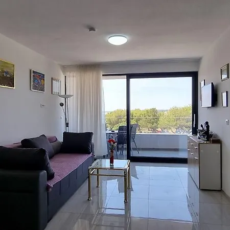 Zdrave Apartment